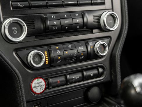 Used 2016 Ford Mustang GT RWD image 28