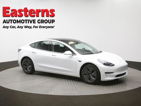 Used 2019 Tesla Model 3 Standard Range image 45