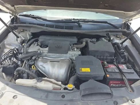 Used 2012 Toyota Camry SE FWD image 10