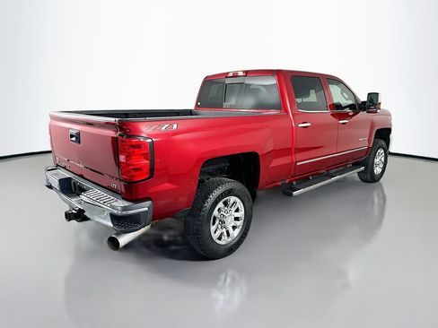 Used 2019 Chevrolet Silverado 2500 LTZ w/ Duramax Plus Package AWD/4WD image 7