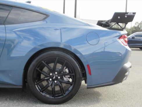 Used 2025 Ford Mustang GT Premium image 10