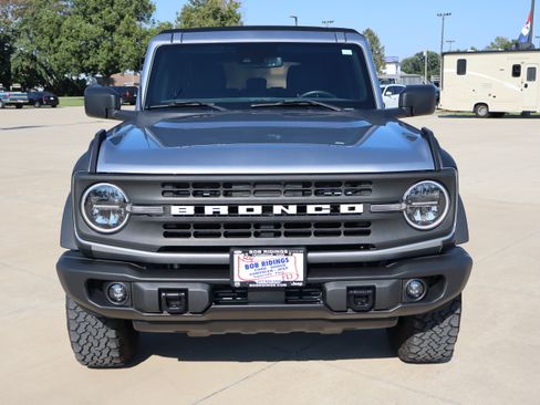 Used 2022 Ford Bronco Black Diamond AWD/4WD image 2