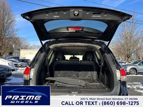 Used 2015 Nissan Pathfinder Platinum w/ Cargo Package image 13