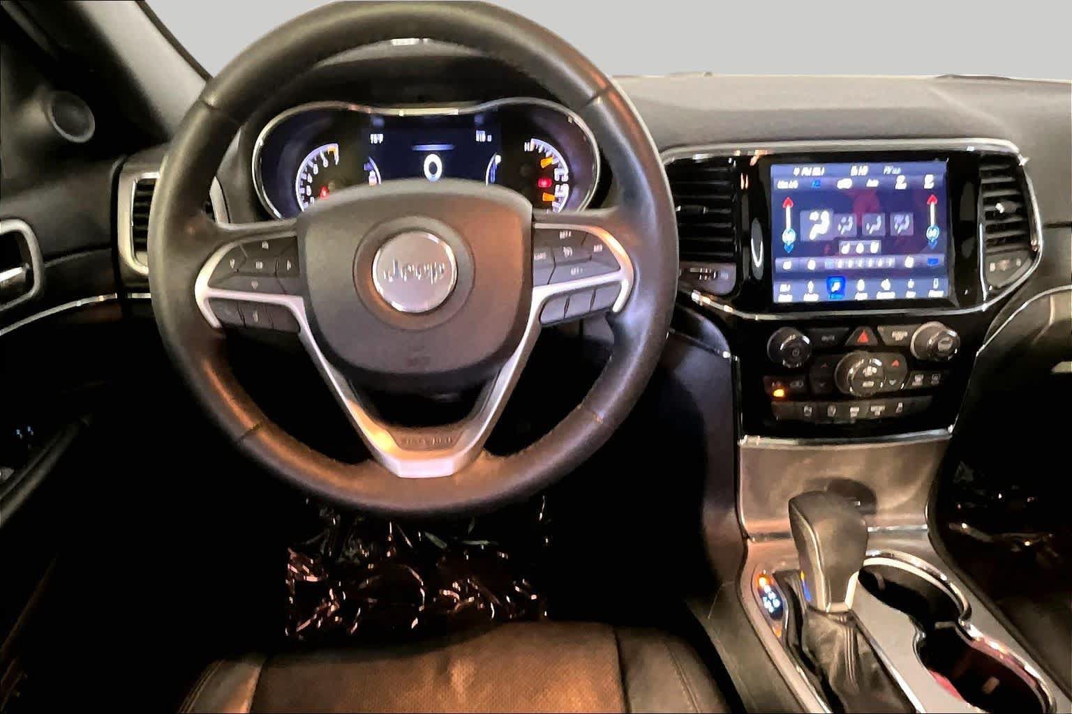 Used 2019 Jeep Grand Cherokee Limited w/ Luxury Group II AWD/4WD image 6