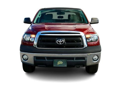 Used 2010 Toyota Tundra 4x4 CrewMax image 2