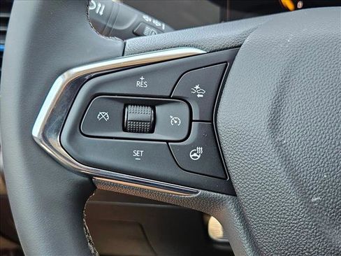 New 2026 Chevrolet Trax LT w/ Driver Confidence Package image 12