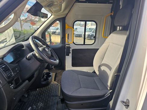 New 2024 RAM ProMaster 3500 w/ Delivery Van Package image 16