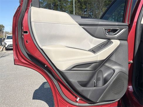 Used 2021 Subaru Forester Premium image 21