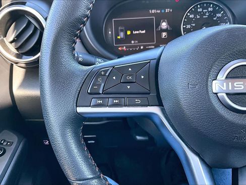Used 2023 Nissan Kicks SR w/ Interior Electronics Package FWD image 22