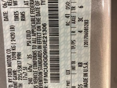 Used 2017 Ford Escape SE image 14