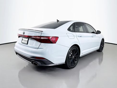 Used 2025 Volkswagen Jetta GLI Autobahn FWD image 6