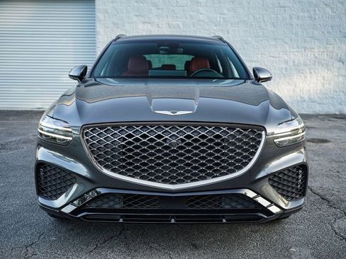 Used 2024 Genesis GV70 2.5T w/ Sport Prestige Package AWD/4WD image 4