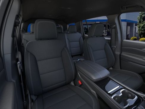 New 2026 Chevrolet Traverse LT w/ Driver Confidence Package FWD image 16