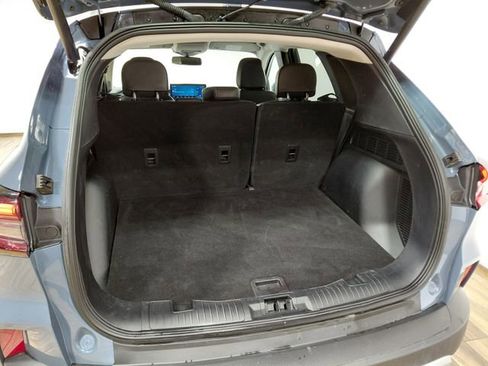 Used 2025 Ford Escape Platinum AWD/4WD image 40