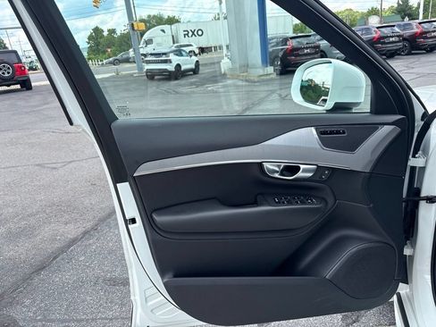 Certified 2023 Volvo XC90 B5 Core w/ Climate Package AWD/4WD image 16