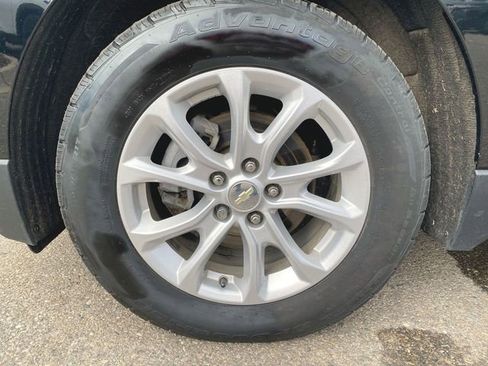 Used 2020 Chevrolet Equinox LT w/ Driver Convenience Package image 31