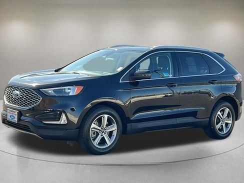 Used 2024 Ford Edge SEL w/ Convenience Package AWD/4WD image 2