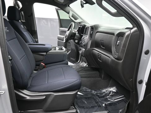 Used 2021 Chevrolet Silverado 1500 Custom Trail Boss AWD/4WD image 19