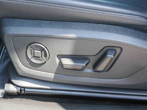 Used 2023 Audi Q4 e-tron Premium Plus w/ Premium Plus AWD/4WD image 21