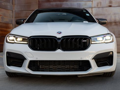 Used 2023 BMW M5 w/ Executive Package AWD/4WD image 4