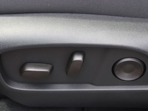 New 2026 Chevrolet Equinox ACTIV AWD/4WD image 24