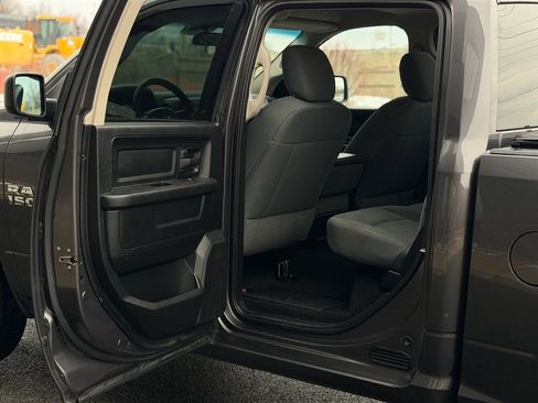 Used 2018 RAM 1500 Express w/ Express Value Package image 7