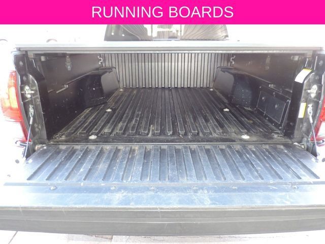 Used 2020 Toyota Tacoma SR5 RWD image 17