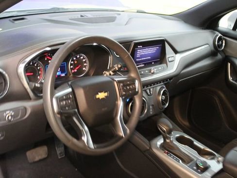 Used 2022 Chevrolet Blazer LT AWD/4WD image 14