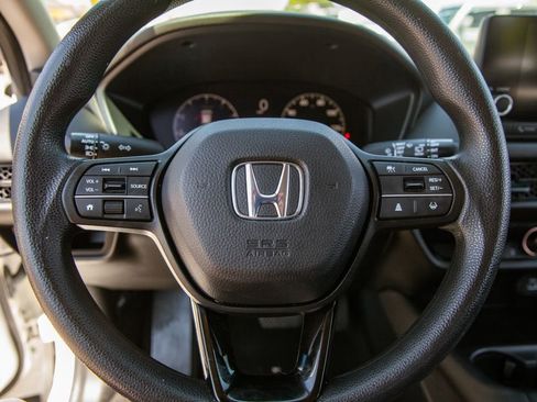 Used 2024 Honda HR-V LX image 18