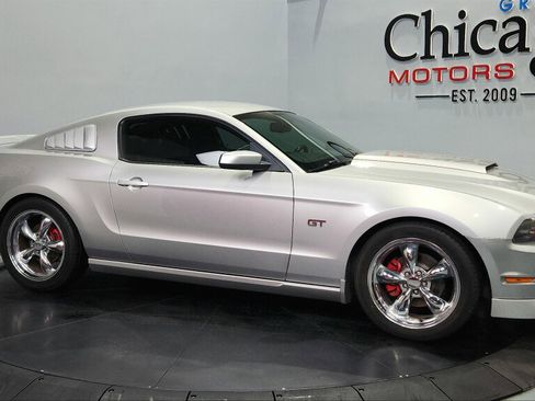 Used 2010 Ford Mustang GT Premium RWD image 1