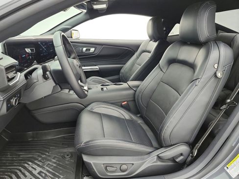 Used 2024 Ford Mustang Premium RWD image 13