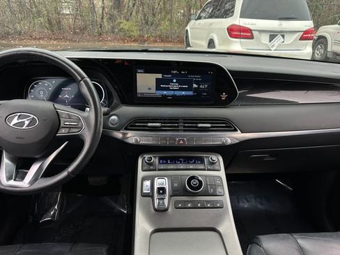 Used 2020 Hyundai Palisade Limited image 17