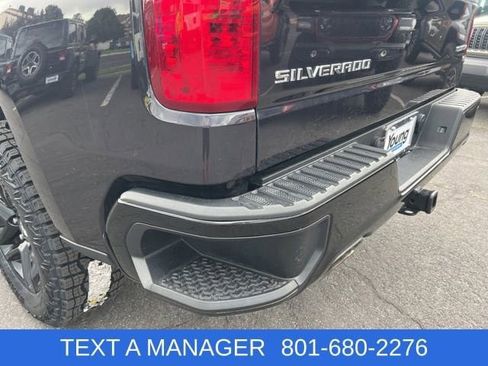 Used 2023 Chevrolet Silverado 1500 Custom Trail Boss AWD/4WD image 5