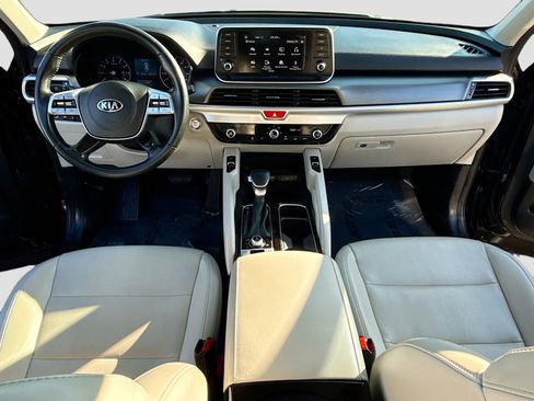 Used 2020 Kia Telluride S image 3