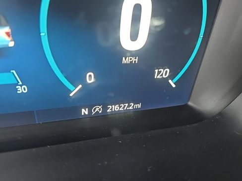 Used 2023 Ford F150 Lariat w/ Equipment Group 502A High image 17