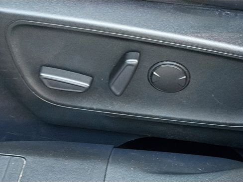 Used 2021 Ford Escape SEL image 25