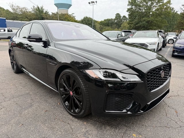 Used 2021 Jaguar XF R-Dynamic SE AWD/4WD image 7
