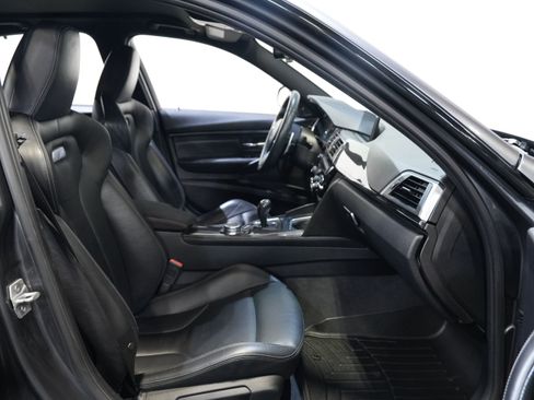 Used 2016 BMW M3 image 34