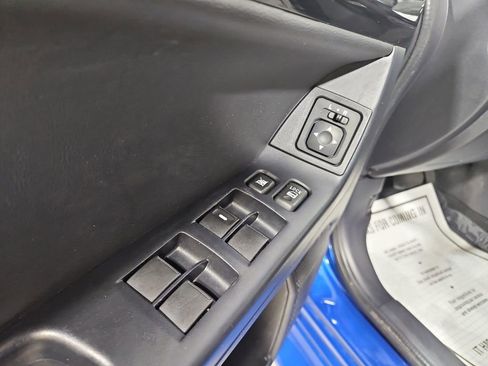 Used 2017 Mitsubishi Lancer ES image 11