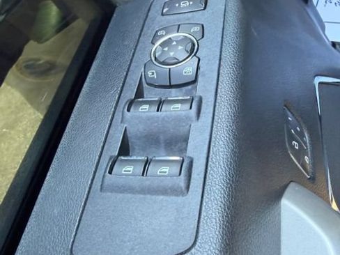 Used 2019 Ford F250 Lariat w/ Chrome Package AWD/4WD image 15