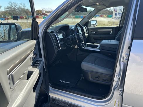 Used 2018 RAM 1500 Big Horn image 14