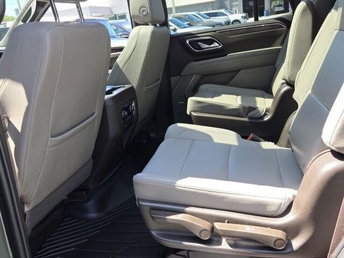 Used 2023 Chevrolet Tahoe LT RWD image 10