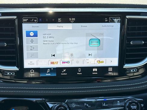 New 2026 Chrysler Pacifica Select FWD image 14