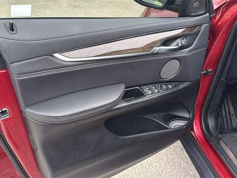 Used 2018 BMW X6 sDrive35i image 12