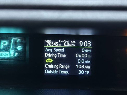 Used 2013 Toyota Prius C One image 23