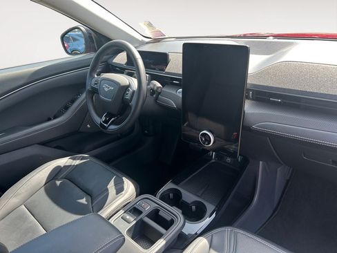 Used 2025 Ford Mustang Mach-E Premium AWD/4WD image 26