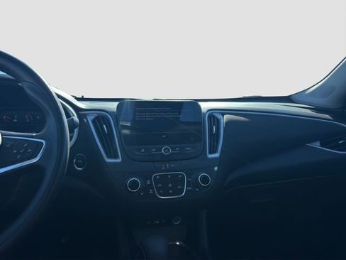 Used 2024 Chevrolet Malibu LT image 15