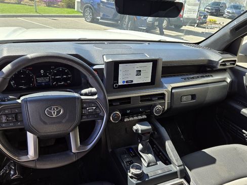Used 2024 Toyota Tacoma TRD Off-Road AWD/4WD image 8