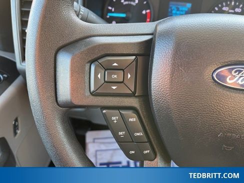 Used 2020 Ford F550 4x4 Regular Cab Super Duty image 21