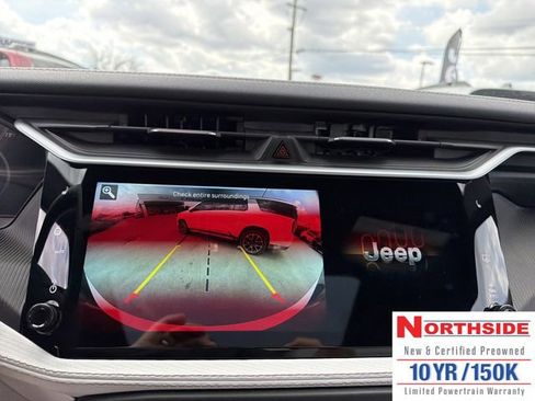 New 2026 Jeep Cherokee Overland w/ Trailer Tow Group AWD/4WD image 27